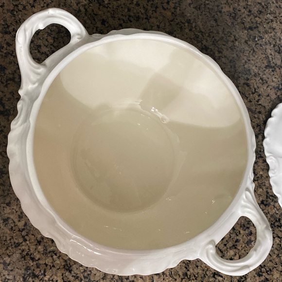 Vintage Porcelain Soup Bowl with ladle- signed E.T. 1969 - Picture 5 of 11